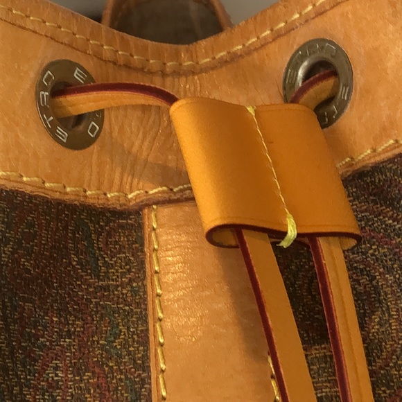 W ETRO Milano Red Paisley Vachetta Leather Drawstring Bucket Shoulder Bag - Picture 9 of 17